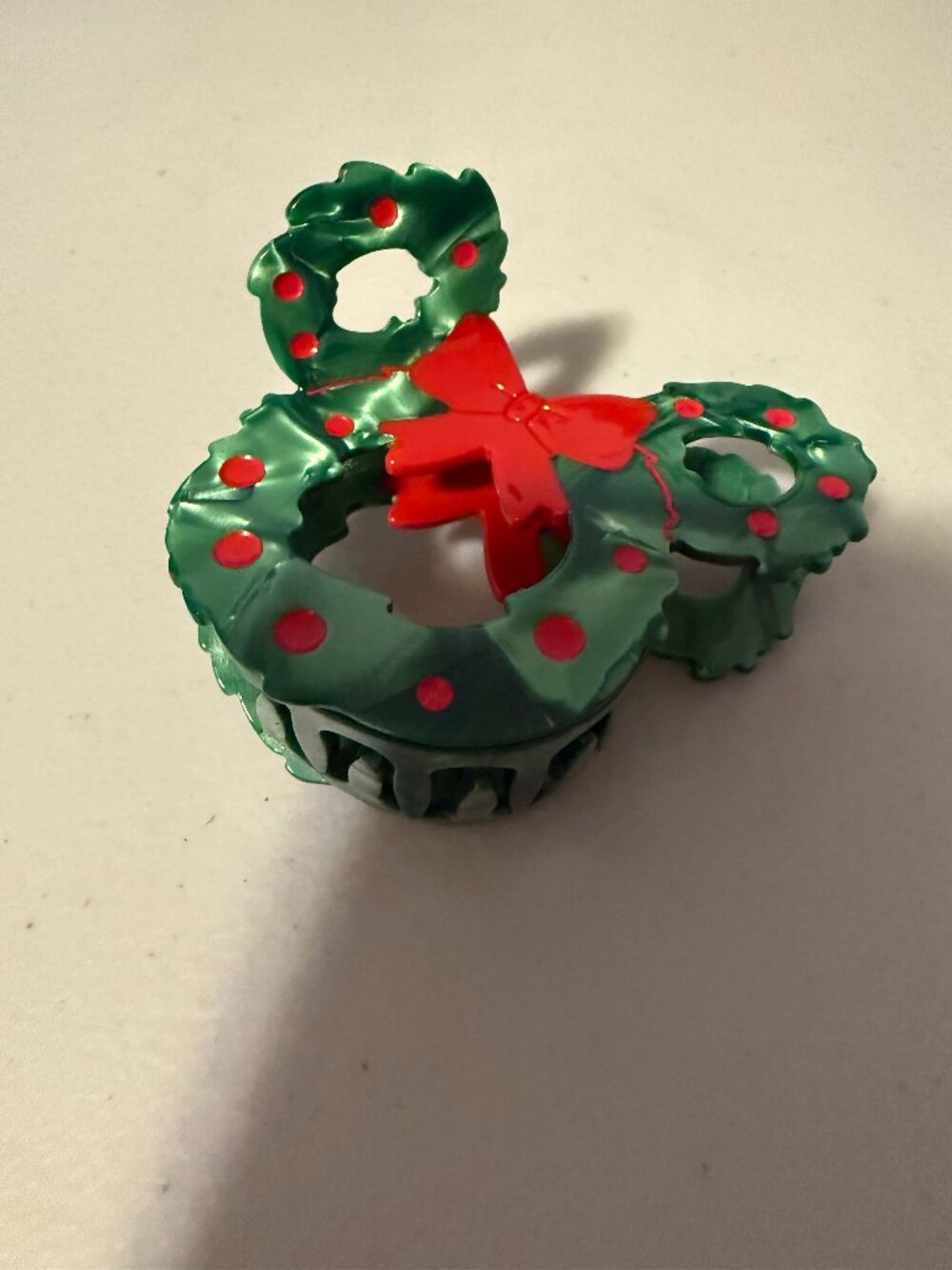Disney Christmas Wreath Claw Clip Hair Accessory